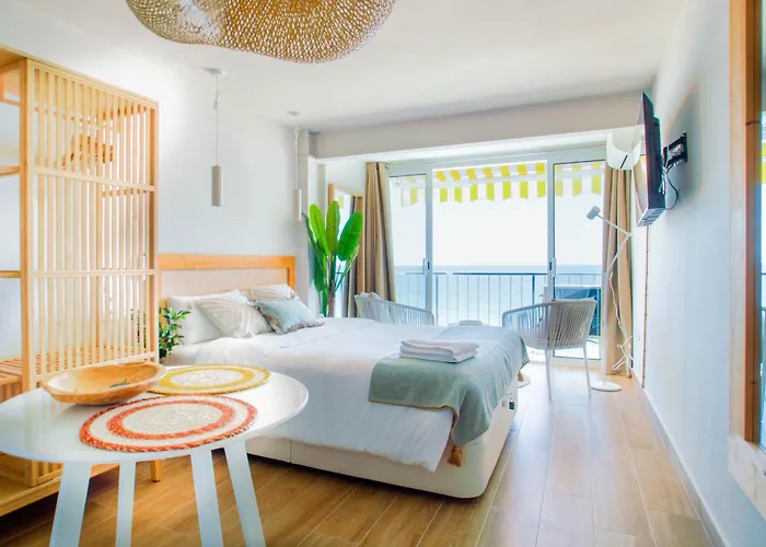Lemon Beach Boutique Studio